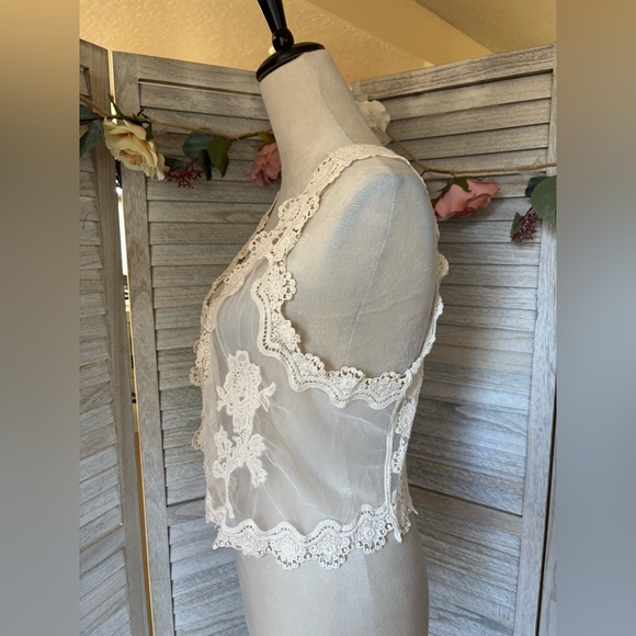 LACE CROCHET & MESH VEST by Pinky, Women’s SZ M, Floral Embroidery Cream/Ivory - Picture 2 of 16